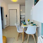 Sunny 2br Steps From The Sea By Pikhost Apartment