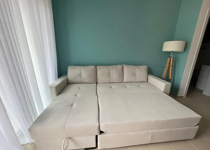 Апартаменты Sunny By Pikhost